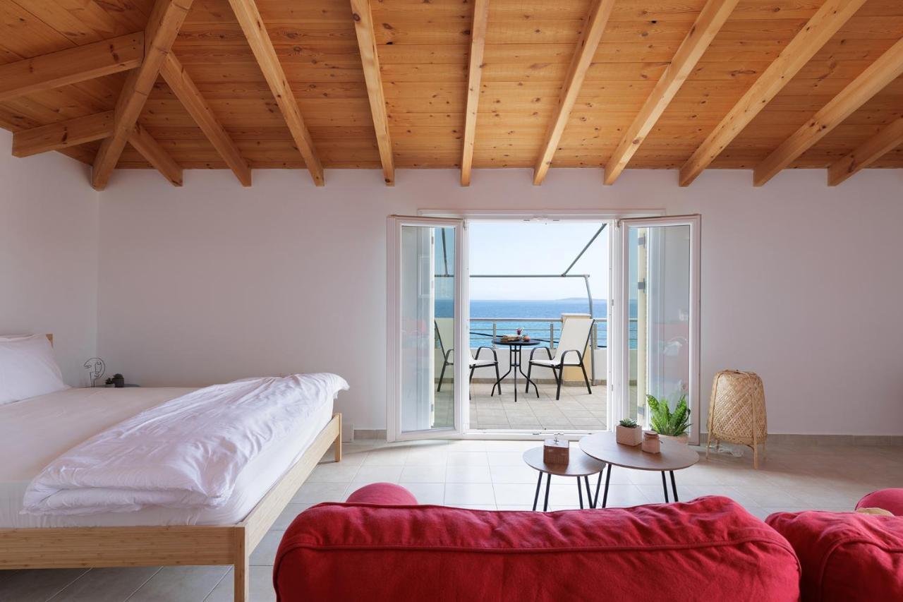 The Island Life Apartments By Konnect, Ipsos Beach Екстер'єр фото