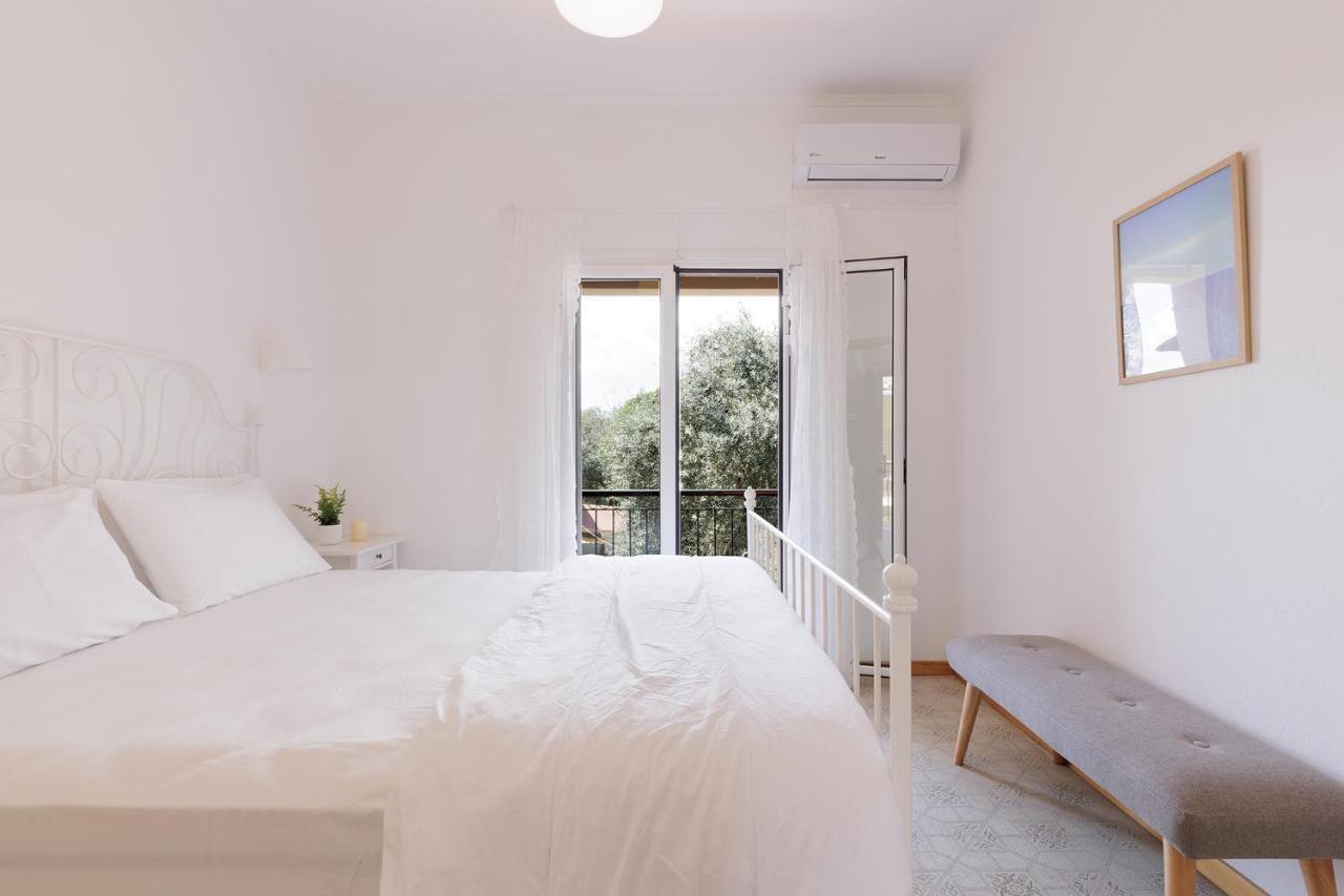 The Island Life Apartments By Konnect, Ipsos Beach Екстер'єр фото