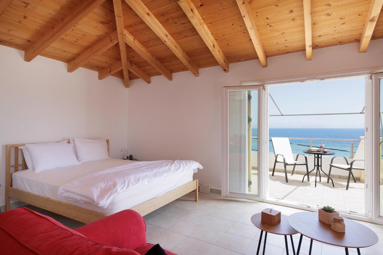 The Island Life Apartments By Konnect, Ipsos Beach Екстер'єр фото